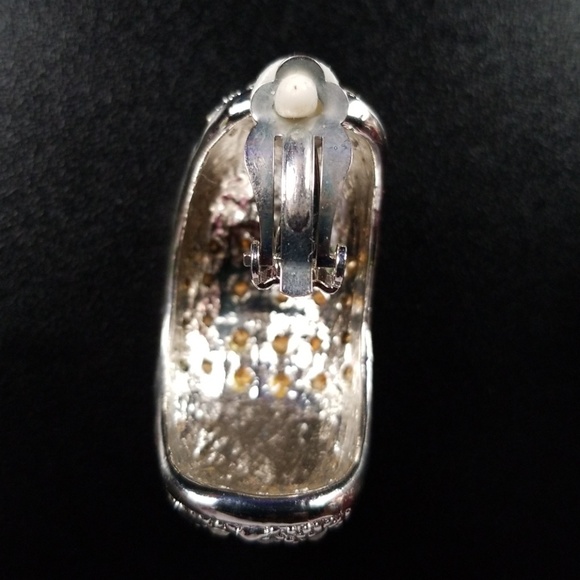 Fashion | Silver Clip Fashion Earrings - Picture 3 of 4